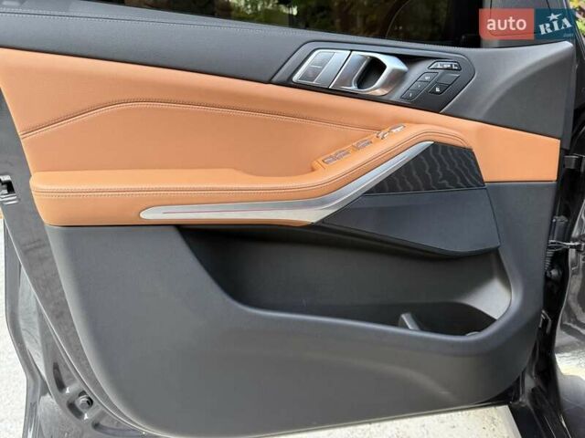 Черный БМВ X7, объемом двигателя 3 л и пробегом 88 тыс. км за 69999 $, фото 15 на Automoto.ua