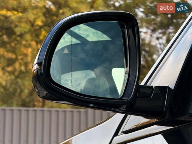 Черный БМВ X7, объемом двигателя 3 л и пробегом 110 тыс. км за 96499 $, фото 22 на Automoto.ua