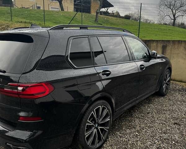 Черный БМВ X7, объемом двигателя 4.39 л и пробегом 98 тыс. км за 133000 $, фото 13 на Automoto.ua