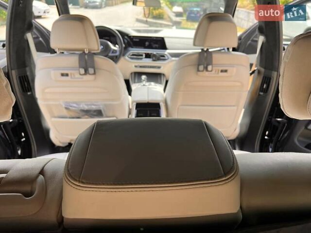 Черный БМВ X7, объемом двигателя 2.99 л и пробегом 68 тыс. км за 104000 $, фото 10 на Automoto.ua
