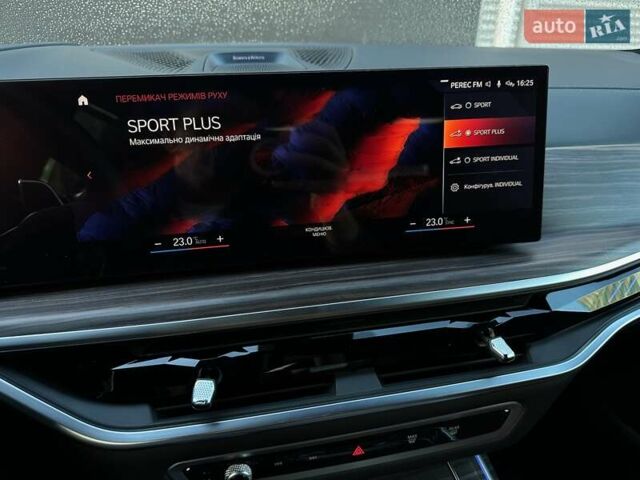 Черный БМВ X7, объемом двигателя 4.4 л и пробегом 40 тыс. км за 140900 $, фото 133 на Automoto.ua