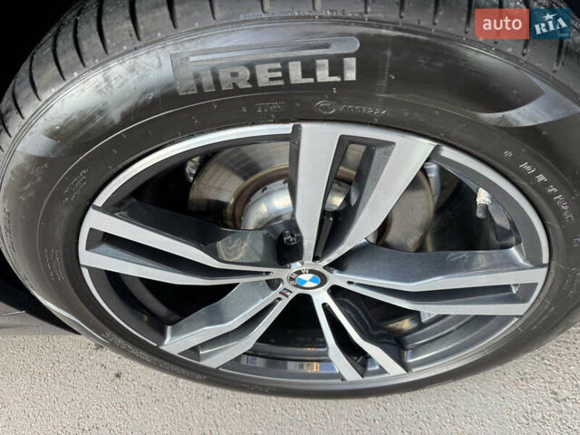 Черный БМВ X7, объемом двигателя 2.99 л и пробегом 20 тыс. км за 124000 $, фото 6 на Automoto.ua