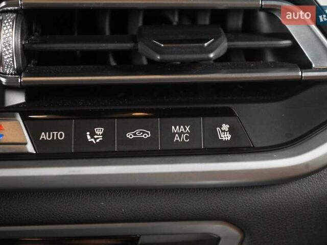 Черный БМВ X7, объемом двигателя 3 л и пробегом 65 тыс. км за 79900 $, фото 83 на Automoto.ua