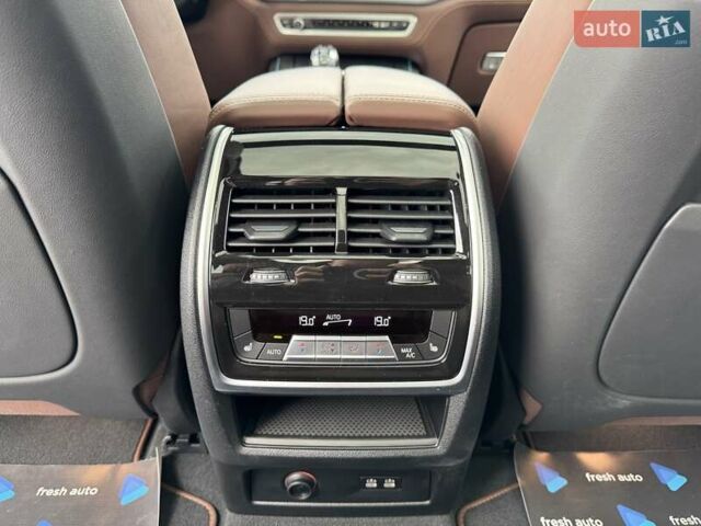 Черный БМВ X7, объемом двигателя 3 л и пробегом 29 тыс. км за 99900 $, фото 36 на Automoto.ua