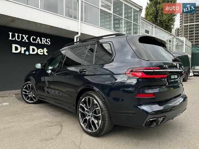 Черный БМВ X7, объемом двигателя 4.4 л и пробегом 40 тыс. км за 140900 $, фото 40 на Automoto.ua