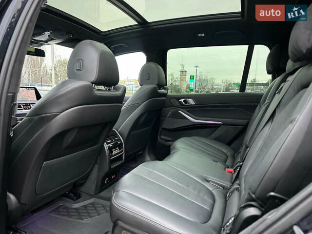 Черный БМВ X7, объемом двигателя 2.99 л и пробегом 41 тыс. км за 89900 $, фото 57 на Automoto.ua