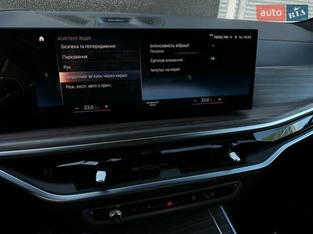 Черный БМВ X7, объемом двигателя 4.4 л и пробегом 40 тыс. км за 140900 $, фото 127 на Automoto.ua