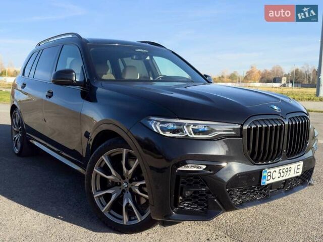 Черный БМВ X7, объемом двигателя 4.4 л и пробегом 38 тыс. км за 78000 $, фото 1 на Automoto.ua