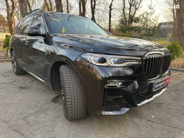 Черный БМВ X7, объемом двигателя 3 л и пробегом 13 тыс. км за 113800 $, фото 3 на Automoto.ua