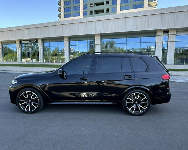 Черный БМВ X7, объемом двигателя 3 л и пробегом 70 тыс. км за 88888 $, фото 3 на Automoto.ua