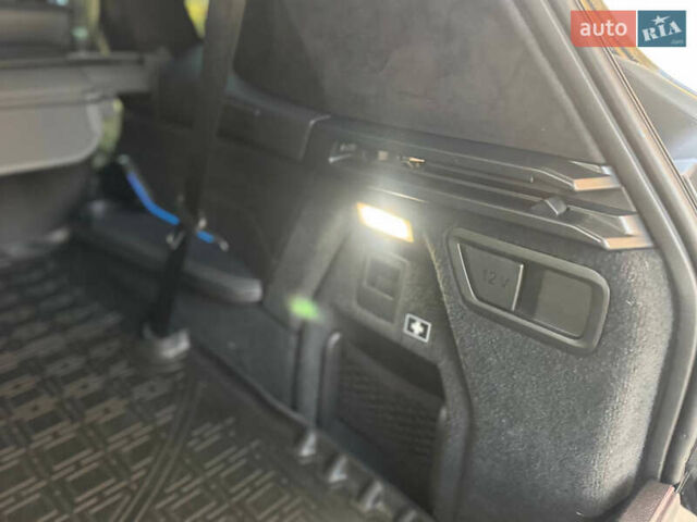 Черный БМВ X7, объемом двигателя 2.99 л и пробегом 57 тыс. км за 115500 $, фото 72 на Automoto.ua