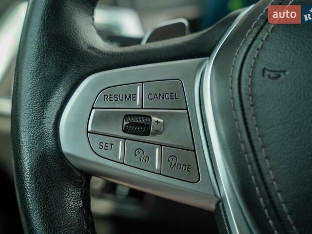 Черный БМВ X7, объемом двигателя 3 л и пробегом 67 тыс. км за 99500 $, фото 35 на Automoto.ua