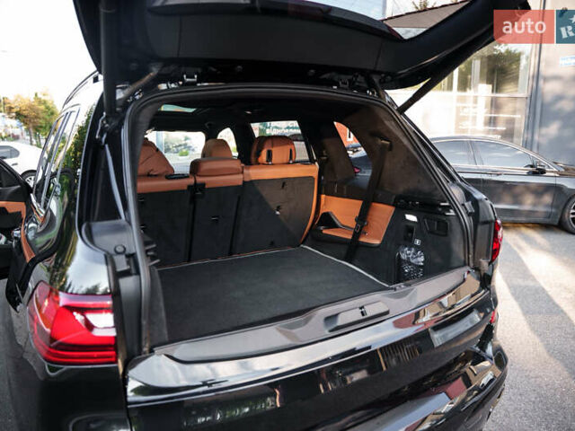 Черный БМВ X7, объемом двигателя 2.99 л и пробегом 100 тыс. км за 82000 $, фото 32 на Automoto.ua