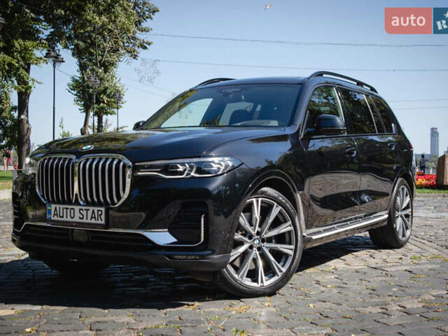 Черный БМВ X7, объемом двигателя 3 л и пробегом 64 тыс. км за 73500 $, фото 2 на Automoto.ua