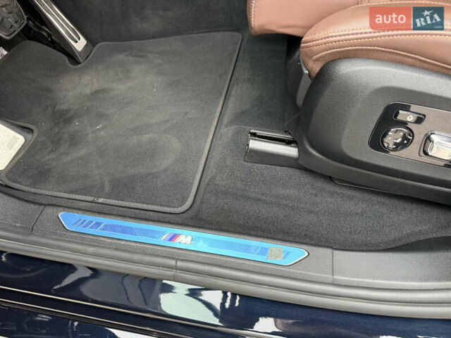Черный БМВ X7, объемом двигателя 2.99 л и пробегом 90 тыс. км за 108000 $, фото 26 на Automoto.ua