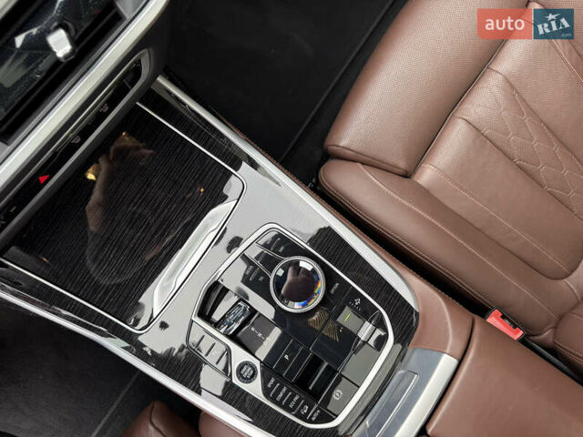 Черный БМВ X7, объемом двигателя 2.99 л и пробегом 90 тыс. км за 108000 $, фото 28 на Automoto.ua