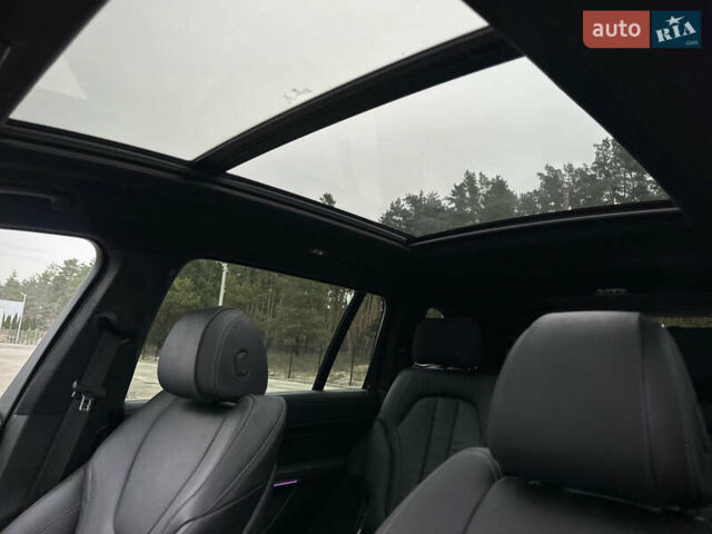 Черный БМВ X7, объемом двигателя 2.99 л и пробегом 41 тыс. км за 89900 $, фото 46 на Automoto.ua