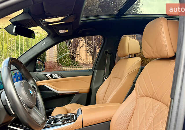 Черный БМВ X7, объемом двигателя 2.99 л и пробегом 115 тыс. км за 103000 $, фото 18 на Automoto.ua