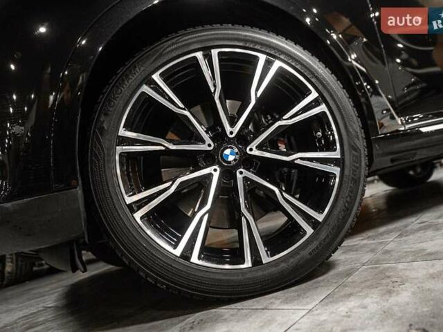 Черный БМВ X7, объемом двигателя 3 л и пробегом 65 тыс. км за 79900 $, фото 45 на Automoto.ua