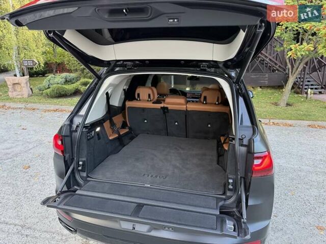 Черный БМВ X7, объемом двигателя 3 л и пробегом 88 тыс. км за 69999 $, фото 24 на Automoto.ua