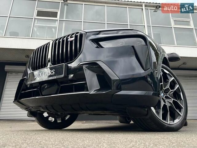 Черный БМВ X7, объемом двигателя 4.4 л и пробегом 40 тыс. км за 140900 $, фото 23 на Automoto.ua