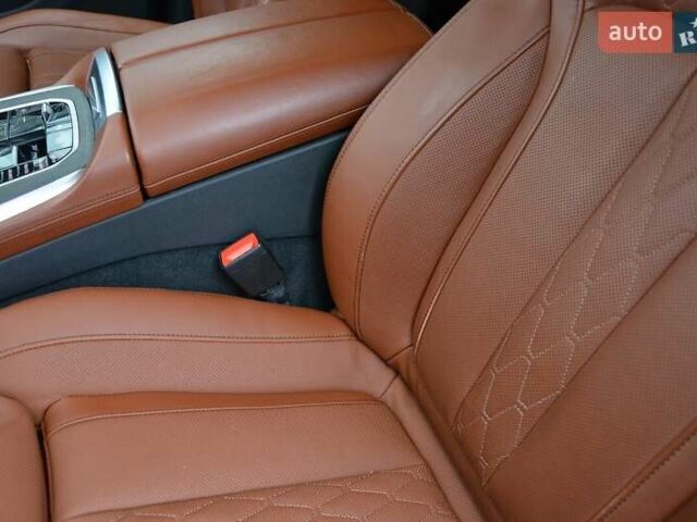 Черный БМВ X7, объемом двигателя 2.99 л и пробегом 136 тыс. км за 89500 $, фото 7 на Automoto.ua