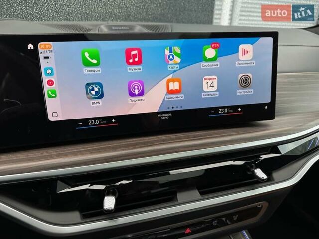 Черный БМВ X7, объемом двигателя 4.4 л и пробегом 40 тыс. км за 140900 $, фото 101 на Automoto.ua