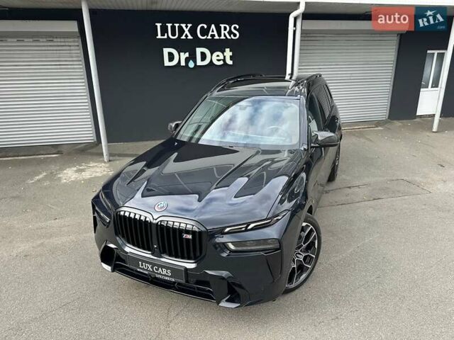 Черный БМВ X7, объемом двигателя 4.4 л и пробегом 40 тыс. км за 140900 $, фото 19 на Automoto.ua