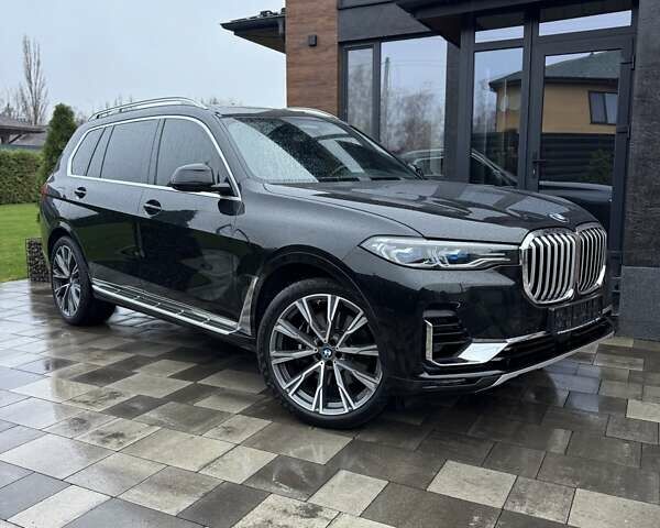 Чорний БМВ X7, об'ємом двигуна 3 л та пробігом 33 тис. км за 95500 $, фото 3 на Automoto.ua