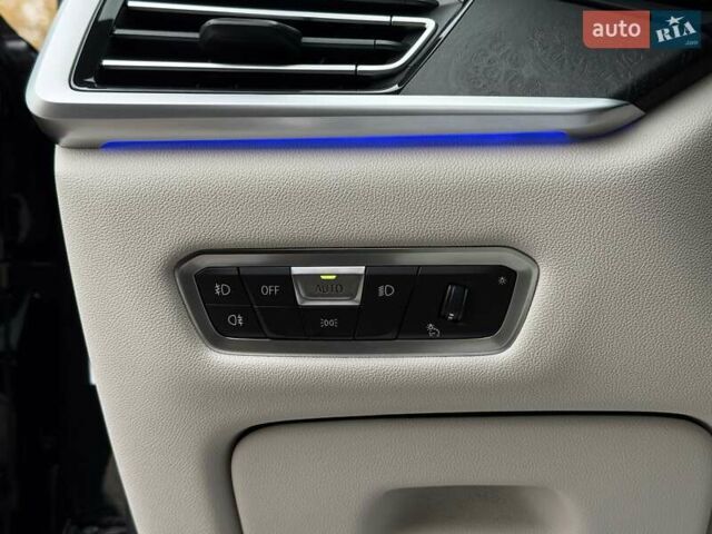 Черный БМВ X7, объемом двигателя 3 л и пробегом 110 тыс. км за 96499 $, фото 59 на Automoto.ua