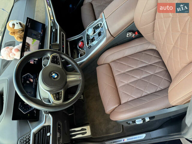 Черный БМВ X7, объемом двигателя 2.99 л и пробегом 20 тыс. км за 124000 $, фото 10 на Automoto.ua