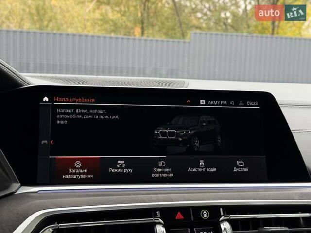 Черный БМВ X7, объемом двигателя 3 л и пробегом 110 тыс. км за 96499 $, фото 69 на Automoto.ua