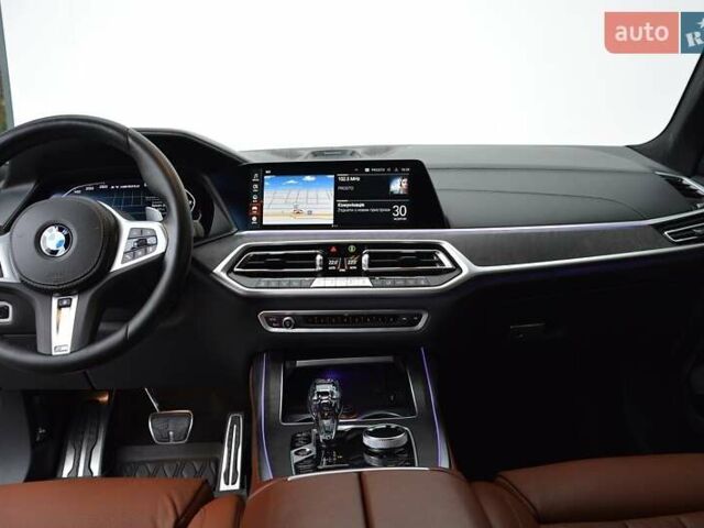 Черный БМВ X7, объемом двигателя 2.99 л и пробегом 136 тыс. км за 89500 $, фото 5 на Automoto.ua