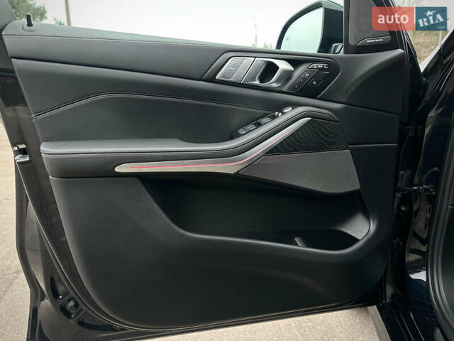 Черный БМВ X7, объемом двигателя 2.99 л и пробегом 41 тыс. км за 89900 $, фото 44 на Automoto.ua