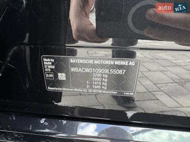 Черный БМВ X7, объемом двигателя 3 л и пробегом 29 тыс. км за 99900 $, фото 52 на Automoto.ua