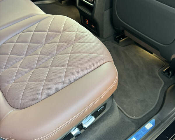 Черный БМВ X7, объемом двигателя 2.99 л и пробегом 20 тыс. км за 124000 $, фото 22 на Automoto.ua