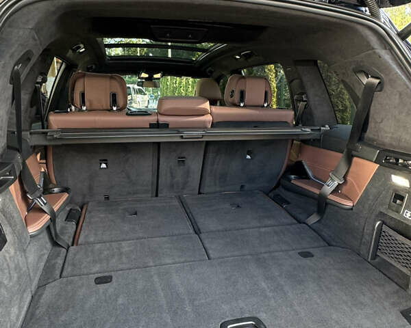 Черный БМВ X7, объемом двигателя 2.99 л и пробегом 37 тыс. км за 92000 $, фото 21 на Automoto.ua