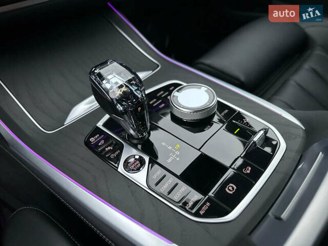 Черный БМВ X7, объемом двигателя 2.99 л и пробегом 41 тыс. км за 89900 $, фото 82 на Automoto.ua