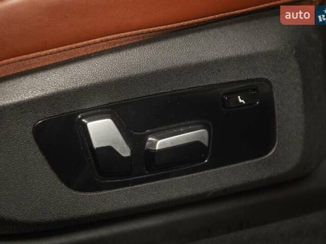 Черный БМВ X7, объемом двигателя 3 л и пробегом 65 тыс. км за 79900 $, фото 36 на Automoto.ua