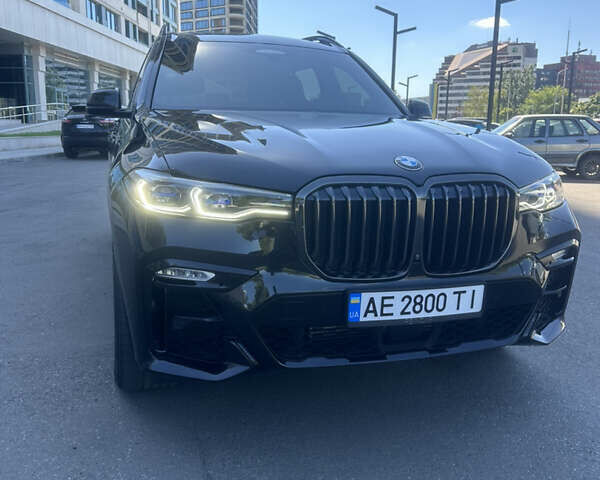 Черный БМВ X7, объемом двигателя 3 л и пробегом 70 тыс. км за 88888 $, фото 2 на Automoto.ua