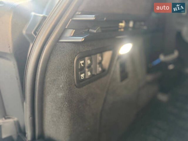 Черный БМВ X7, объемом двигателя 2.99 л и пробегом 57 тыс. км за 115500 $, фото 71 на Automoto.ua