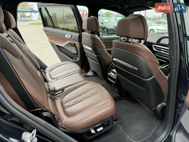 Черный БМВ X7, объемом двигателя 2.99 л и пробегом 90 тыс. км за 108000 $, фото 34 на Automoto.ua
