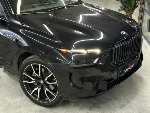Черный БМВ X7, объемом двигателя 3 л и пробегом 25 тыс. км за 83900 $, фото 1 на Automoto.ua