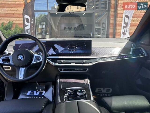 Черный БМВ X7, объемом двигателя 2.99 л и пробегом 33 тыс. км за 140000 $, фото 24 на Automoto.ua