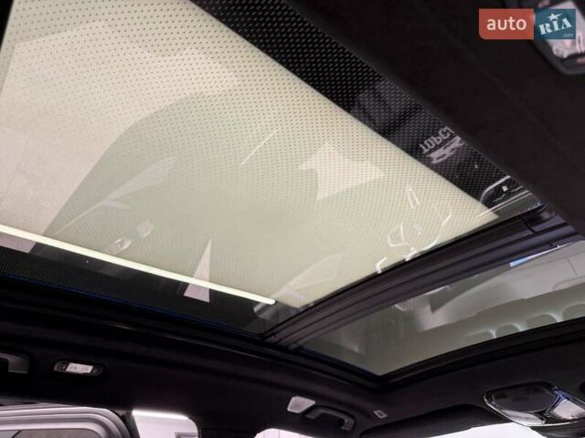 Черный БМВ X7, объемом двигателя 4.39 л и пробегом 25 тыс. км за 155990 $, фото 61 на Automoto.ua