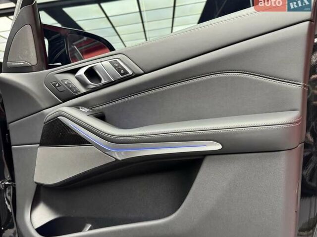 Черный БМВ X7, объемом двигателя 4.4 л и пробегом 61 тыс. км за 137700 $, фото 48 на Automoto.ua