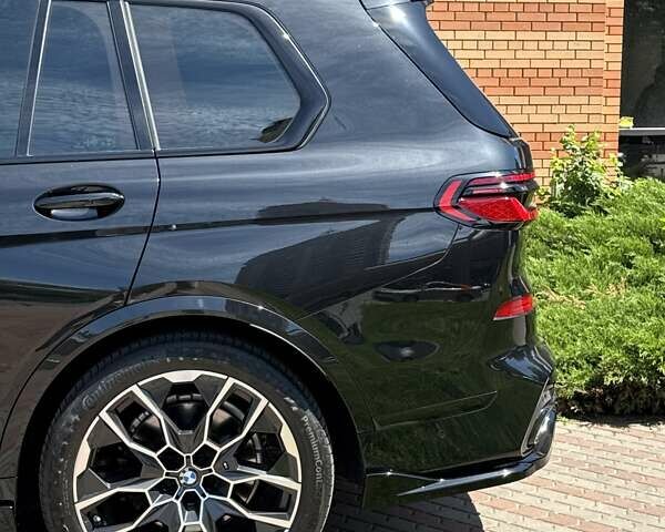 Черный БМВ X7, объемом двигателя 2.99 л и пробегом 33 тыс. км за 140000 $, фото 17 на Automoto.ua