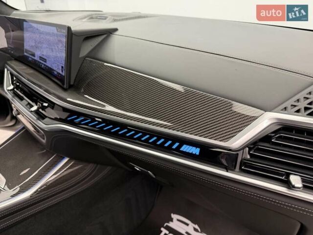 Черный БМВ X7, объемом двигателя 4.39 л и пробегом 25 тыс. км за 155990 $, фото 58 на Automoto.ua