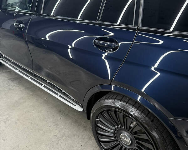 Черный БМВ X7, объемом двигателя 3 л и пробегом 29 тыс. км за 100000 $, фото 19 на Automoto.ua