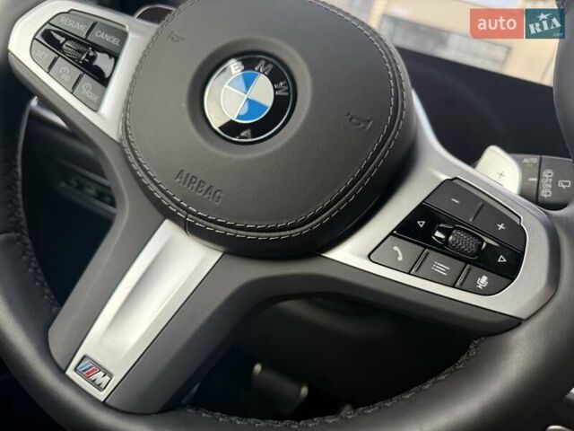 Черный БМВ X7, объемом двигателя 3 л и пробегом 1 тыс. км за 144111 $, фото 73 на Automoto.ua
